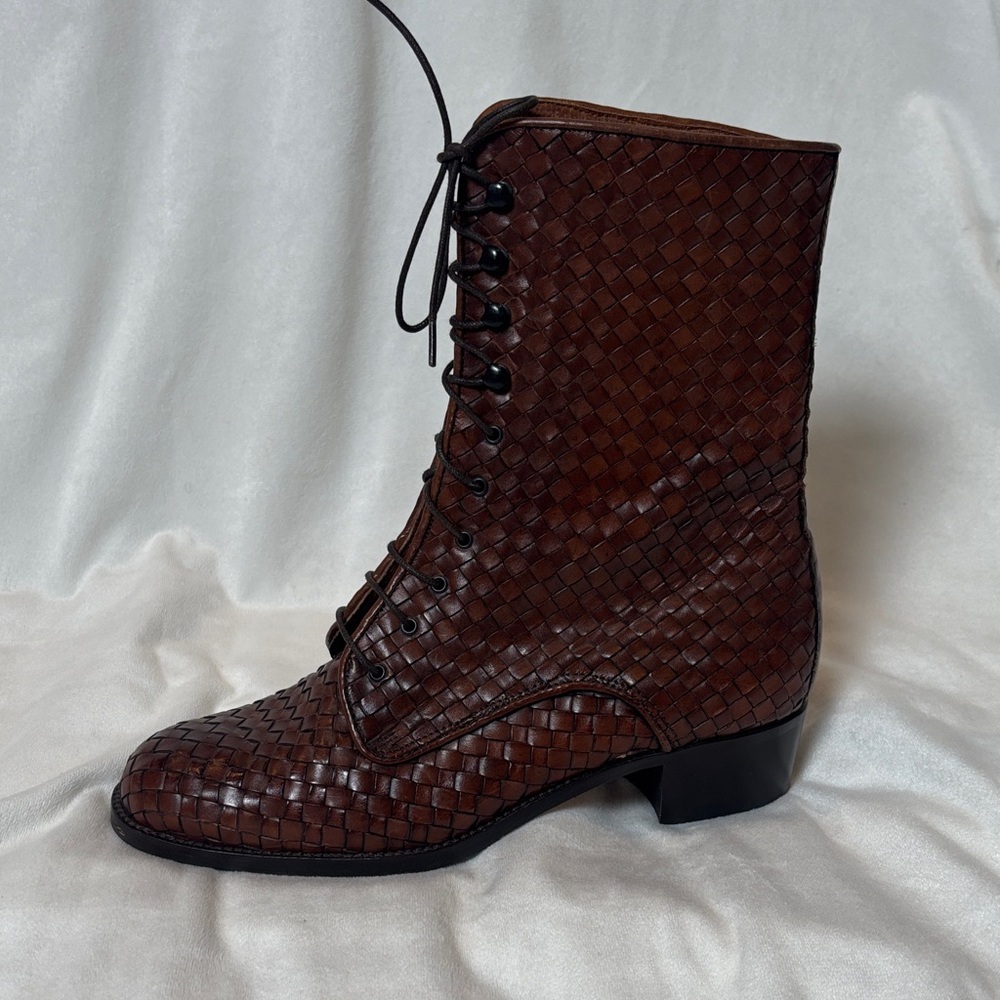 J. Peterman Brown Lace Up Boots 6.5